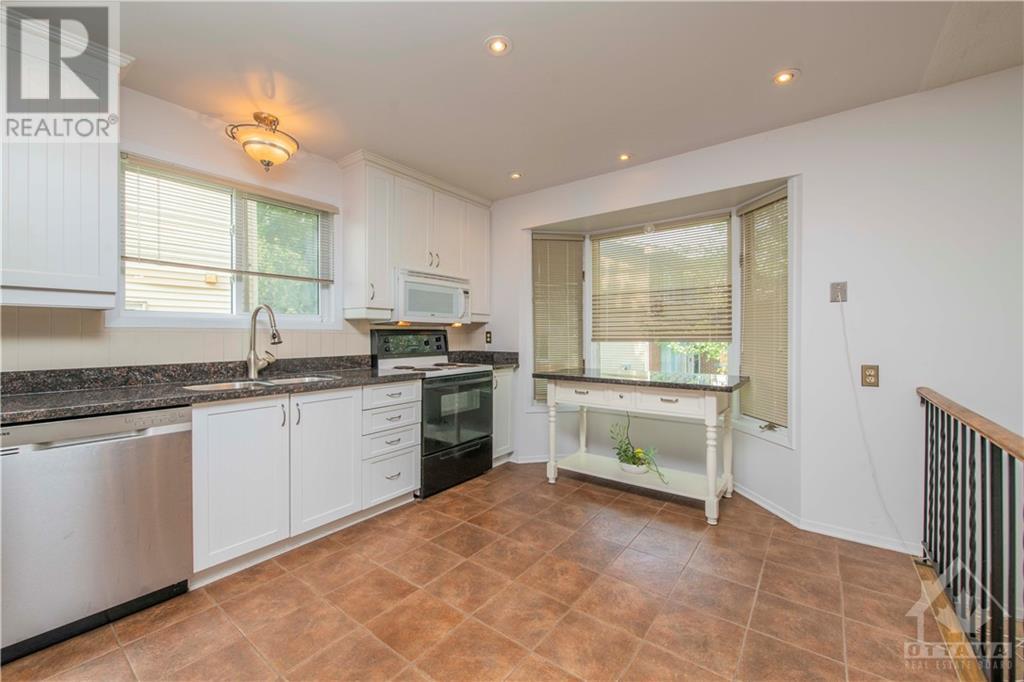 2 Sewell Way, Kanata, Ontario  K2L 2W5 - Photo 13 - 1352433