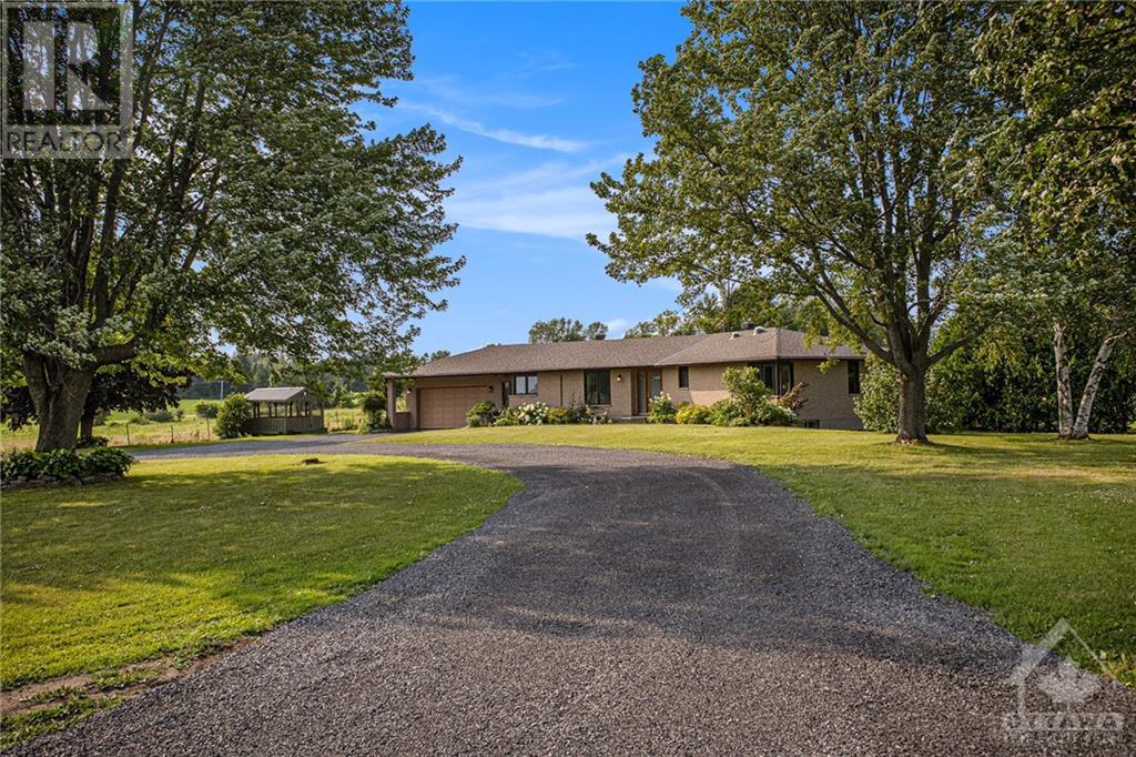 614 Froom Road, Cardinal, Ontario  K0E 1E0 - Photo 3 - 1351052