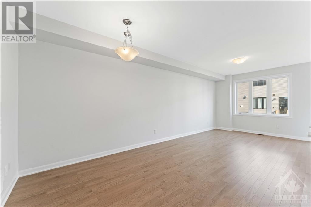 505 Moyard Drive, Ottawa, Ontario  K2J 7B9 - Photo 5 - 1352489