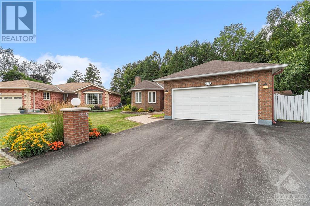 176 Charles Street, Arnprior, Ontario  K7S 3V5 - Photo 2 - 1352901