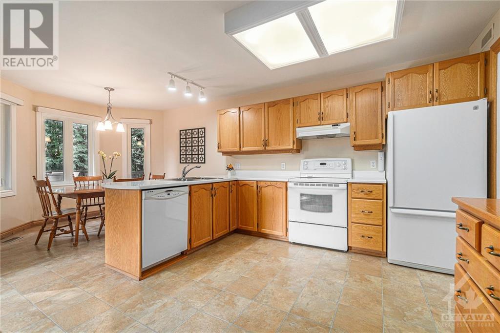 176 Charles Street, Arnprior, Ontario  K7S 3V5 - Photo 5 - 1352901