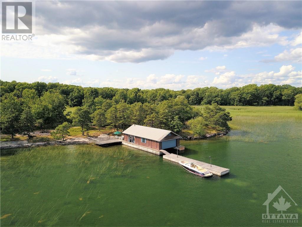 115 E Island, Mallorytown, Ontario  K0E 1R0 - Photo 2 - 1351217