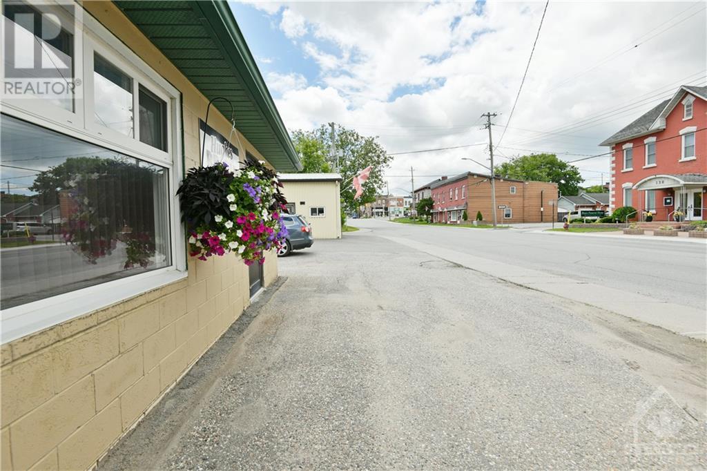 139 Daniel Street N, Arnprior, Ontario  K7S 2L2 - Photo 11 - 1352985
