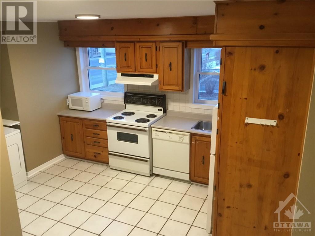 2790 St Joseph Boulevard, Orleans, Ontario  K1C 1G5 - Photo 7 - 1353173