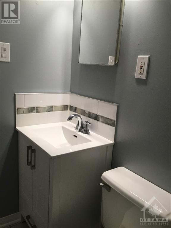 2790 St Joseph Boulevard, Orleans, Ontario  K1C 1G5 - Photo 9 - 1353173