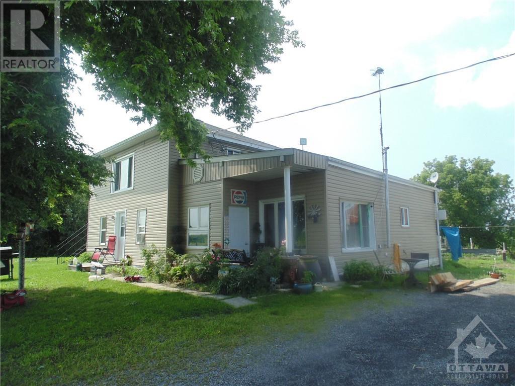 3299 County Rd 3d Road, St Isidore, Ontario  K0C 2B0 - Photo 2 - 1353429