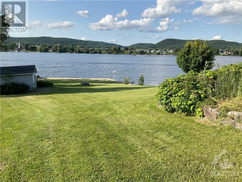 1755 Lajoie Street, Lefaivre, Ontario  K0B 1J0 - Photo 5 - 1352875