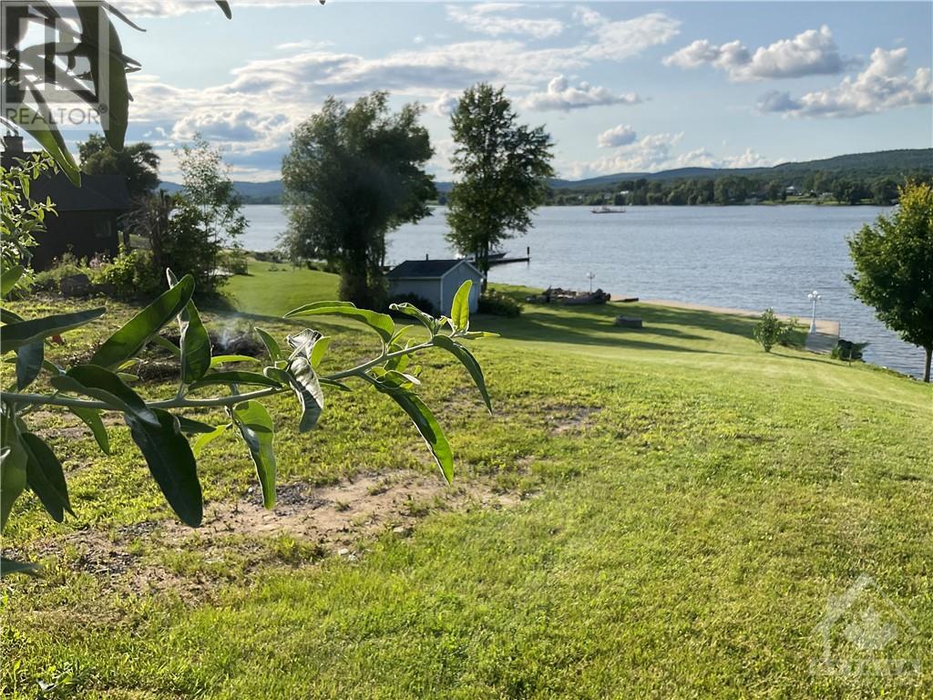 1755 Lajoie Street, Lefaivre, Ontario  K0B 1J0 - Photo 9 - 1352875