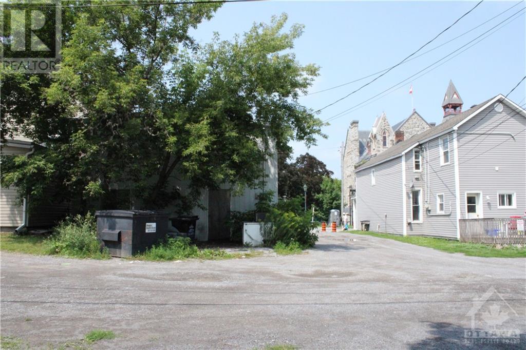 27 Bridge Street, Almonte, Ontario  K0A 1A0 - Photo 5 - 1353476