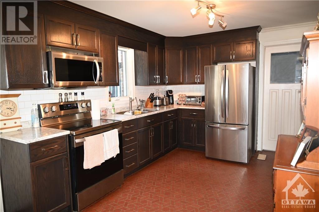 1817 King Street, Limoges, Ontario  K0A 2M0 - Photo 4 - 1352408