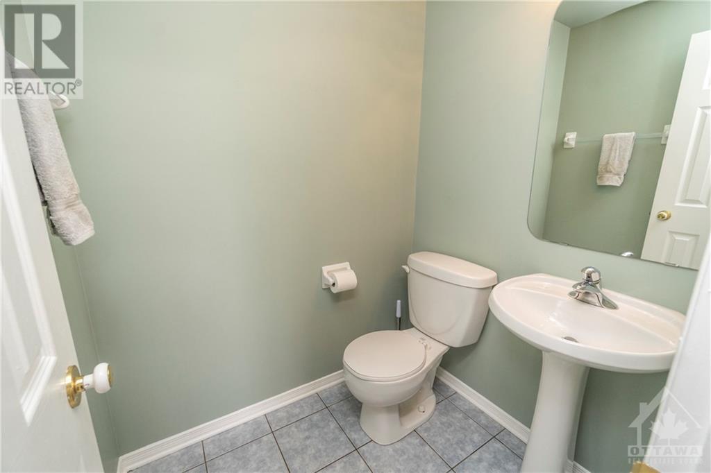 66 Macassa Circle, Ottawa, Ontario  K2T 1J8 - Photo 18 - 1352974