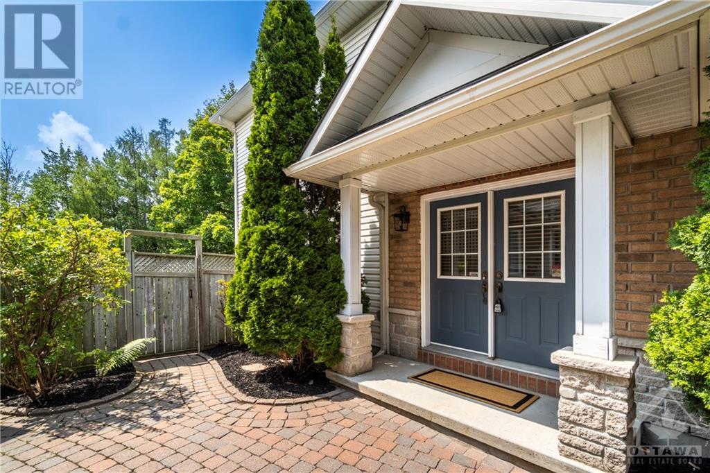 66 Macassa Circle, Ottawa, Ontario  K2T 1J8 - Photo 4 - 1352974