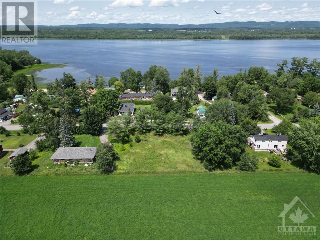 435 MACLARENS SIDE ROAD, woodlawn, Ontario