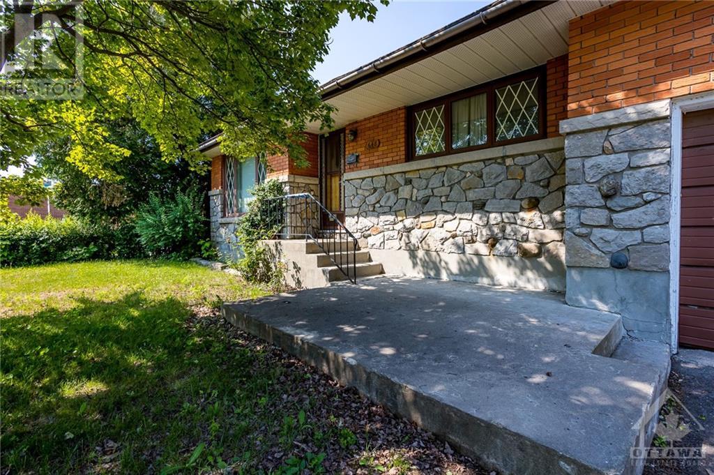 648 Parkview Road, Ottawa, Ontario  K1Z 6E5 - Photo 2 - 1353625