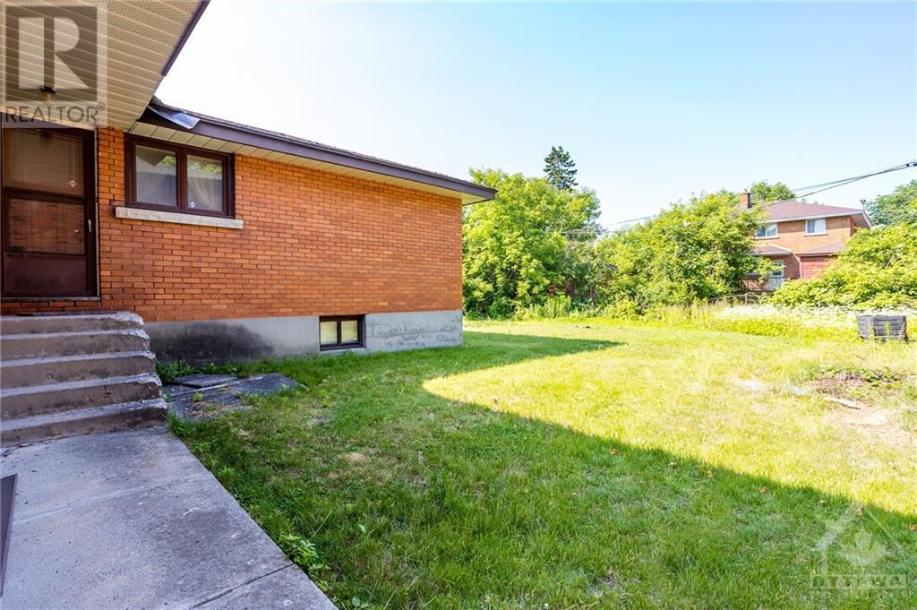 648 Parkview Road, Ottawa, Ontario  K1Z 6E5 - Photo 9 - 1353625