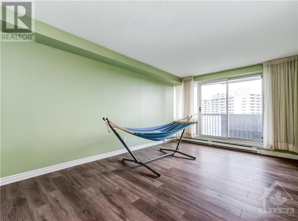 1380 Prince Of Wales Drive Unit#909, Ottawa, Ontario  K2C 3N5 - Photo 7 - 1353068