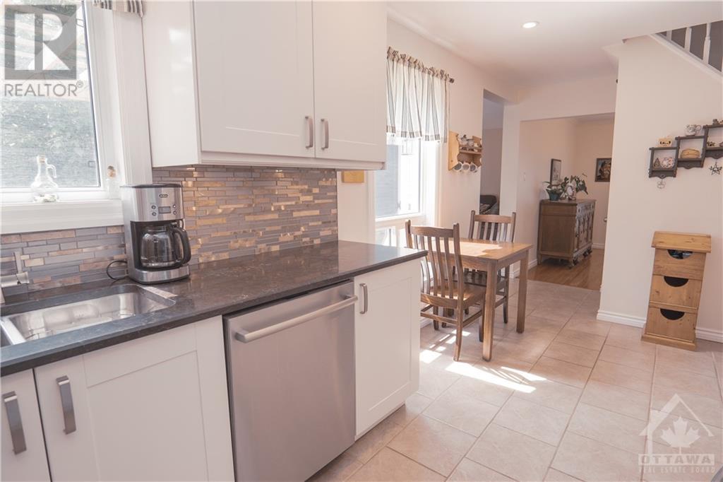73 Mclennan Way, Ottawa, Ontario  K2L 2T3 - Photo 13 - 1353773