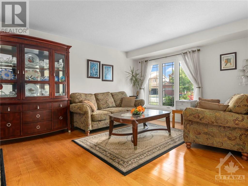 516 Paul Metivier Drive, Ottawa, Ontario  K2J 0H4 - Photo 4 - 1353869