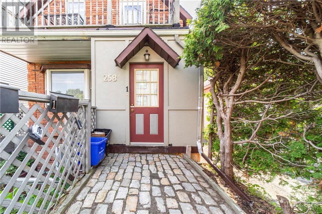 258 Russell Avenue, Ottawa, Ontario  K1N 7X5 - Photo 3 - 1353554