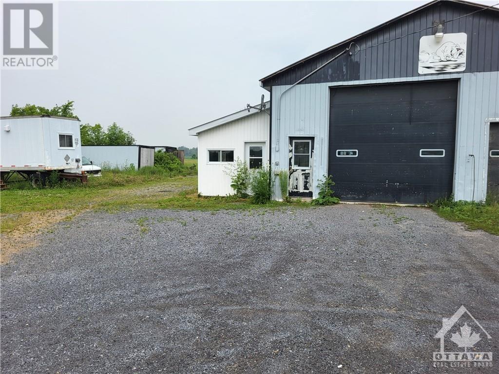18561 County 43 Road, Apple Hill, Ontario  K0C 1B0 - Photo 8 - 1352643