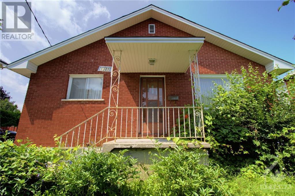 1301 THAMES STREET, ottawa, Ontario
