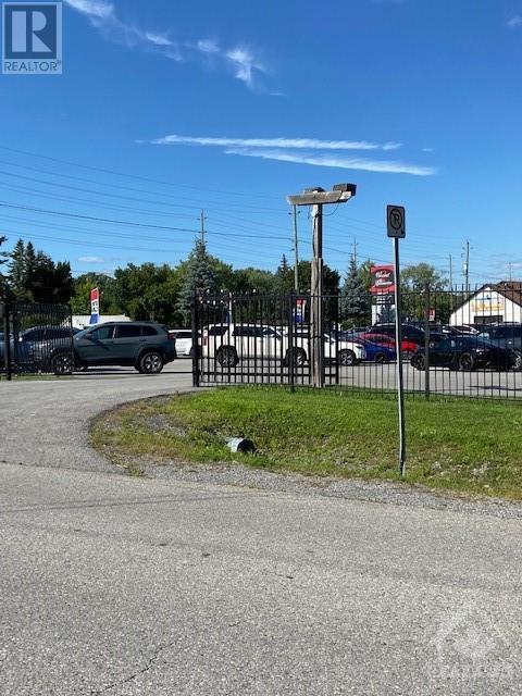 5872 Hazeldean Road, Ottawa, Ontario  K2S 1B9 - Photo 2 - 1354232