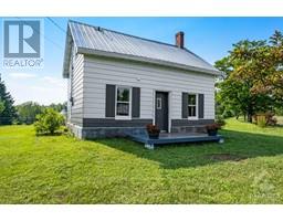 828 CEMETERY ROAD, lanark, Ontario