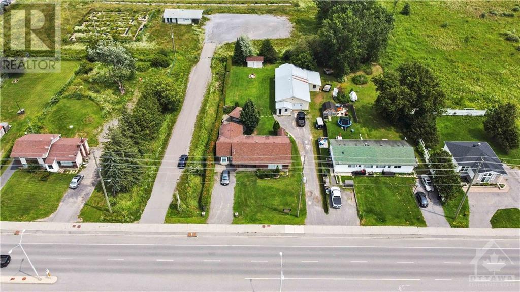 2133 MER BLEUE ROAD, ottawa, Ontario