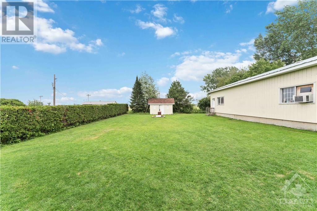2133 Mer Bleue Road, Ottawa, Ontario  K4A 3T9 - Photo 9 - 1353938