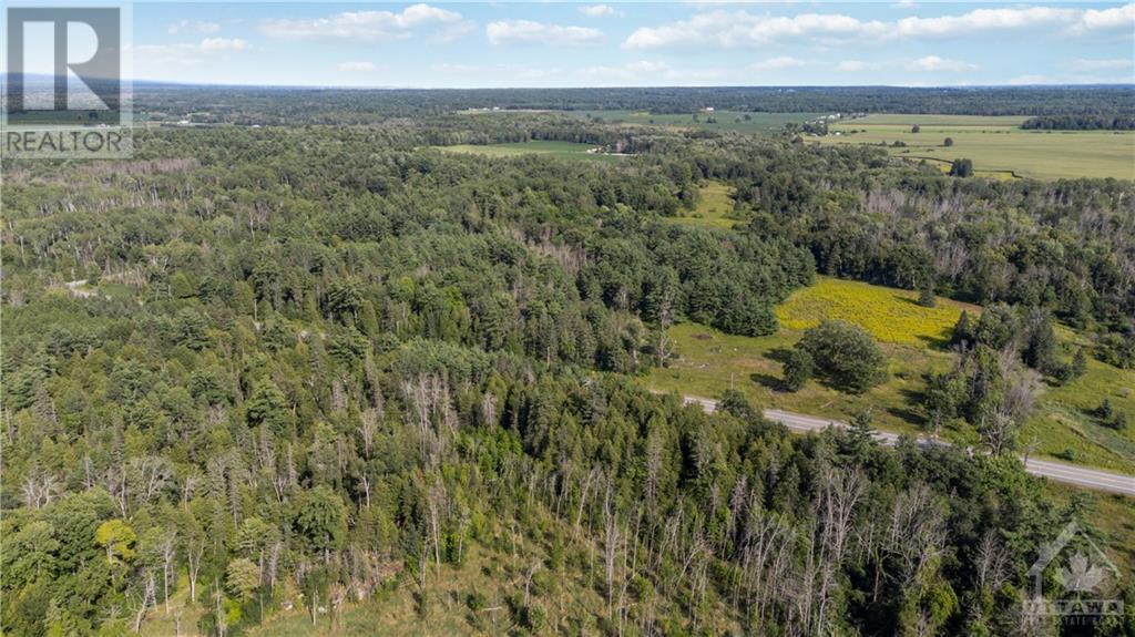 00 HOMESTEADERS ROAD UNIT#C, fitzroy harbour, Ontario