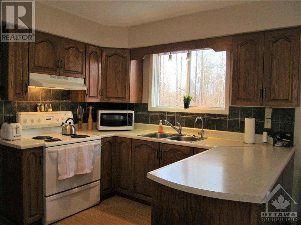 5010 Calabogie Road, Calabogie, Ontario  K0J 1H0 - Photo 9 - 1354470