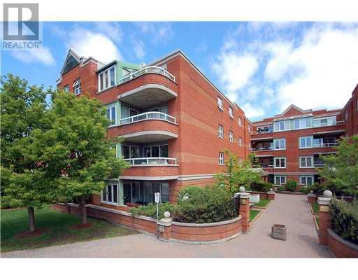 310 Crichton Street Unit#403, Ottawa, Ontario  K1M 1W5 - Photo 2 - 1354878