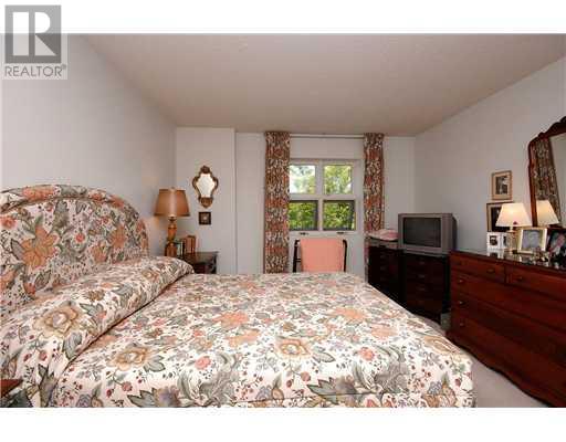 310 Crichton Street Unit#403, Ottawa, Ontario  K1M 1W5 - Photo 8 - 1354878