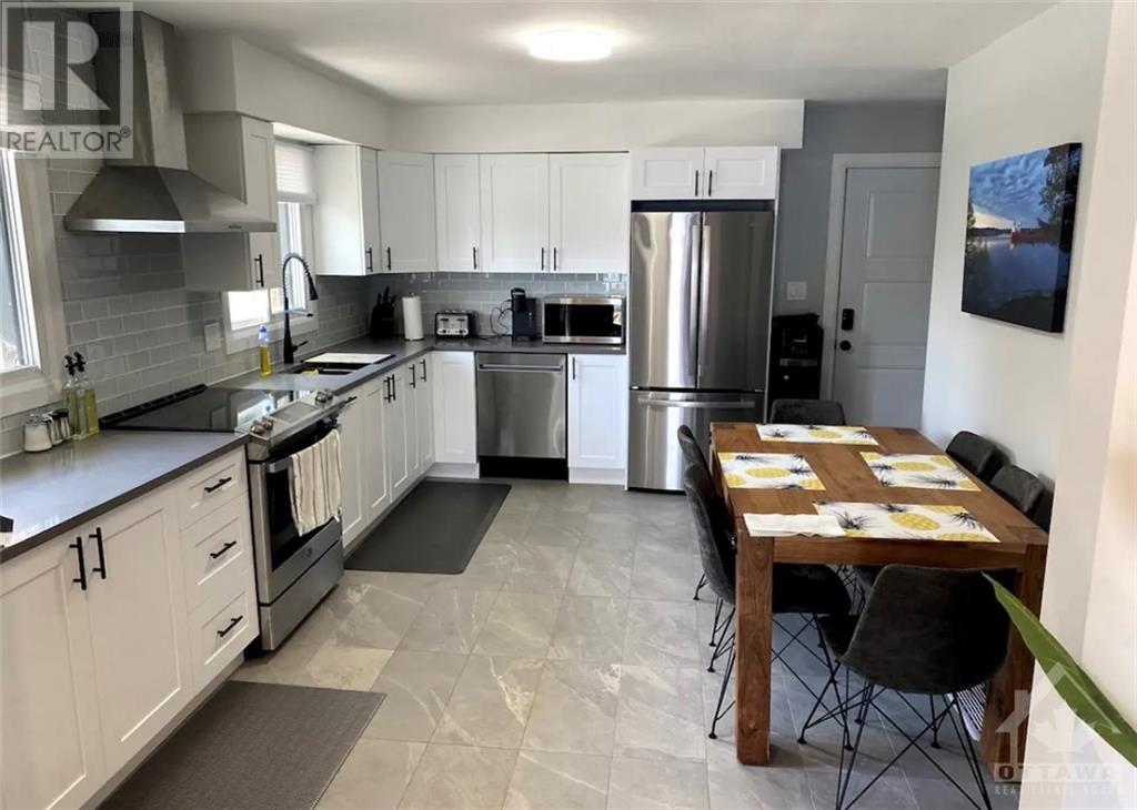809-811 Hilmor Terrace S Unit#1,2,3,4,5, Elizabethtown, Ontario  K6V 7G3 - Photo 9 - 1354413