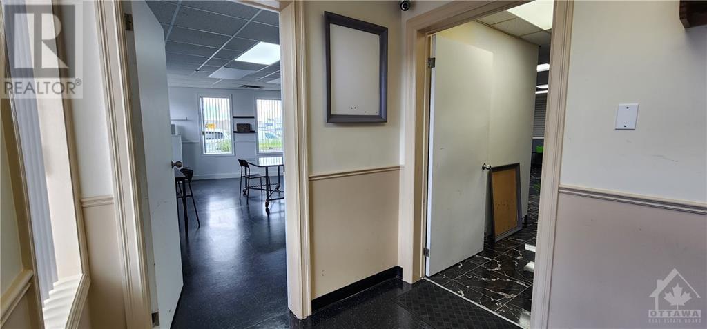 2350 Stevenage Drive Unit#14, Ottawa, Ontario  K1G 3W3 - Photo 11 - 1353970