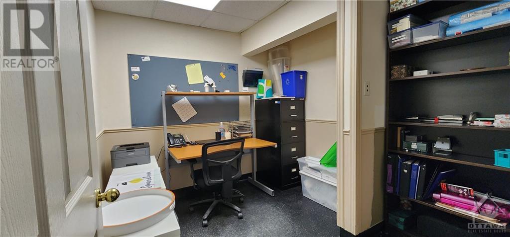 2350 Stevenage Drive Unit#14, Ottawa, Ontario  K1G 3W3 - Photo 15 - 1353970