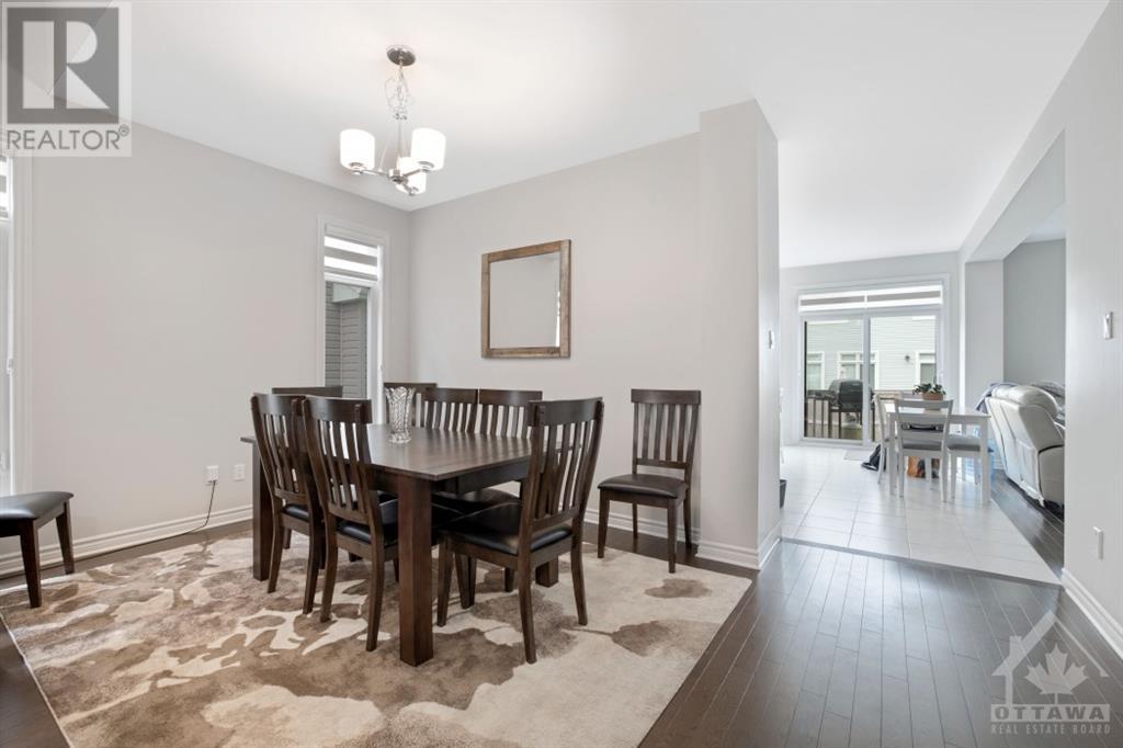 703 Moonflower Crescent, Ottawa, Ontario  K1T 0X8 - Photo 5 - 1354474