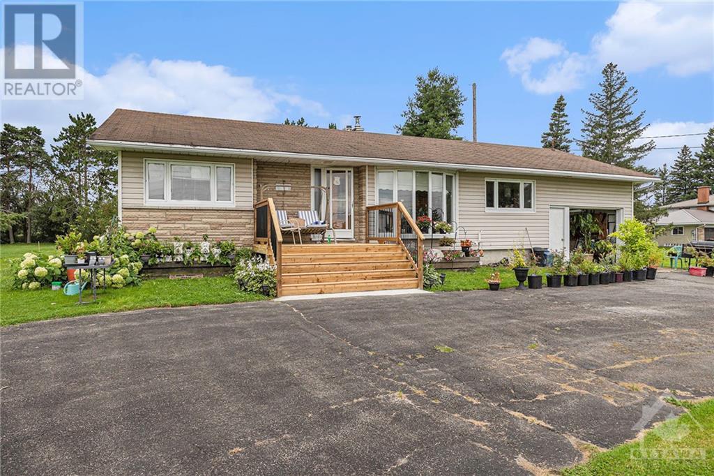 9859 COUNTY 42 ROAD, westport, Ontario