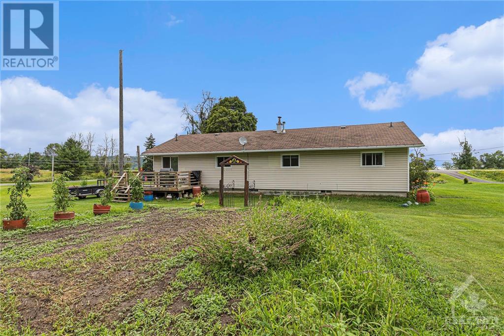 9859 County 42 Road, Westport, Ontario  K0A 1X0 - Photo 20 - 1355465
