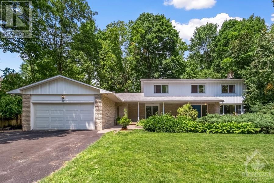 42 WHIPPOORWILL DRIVE, ottawa, Ontario