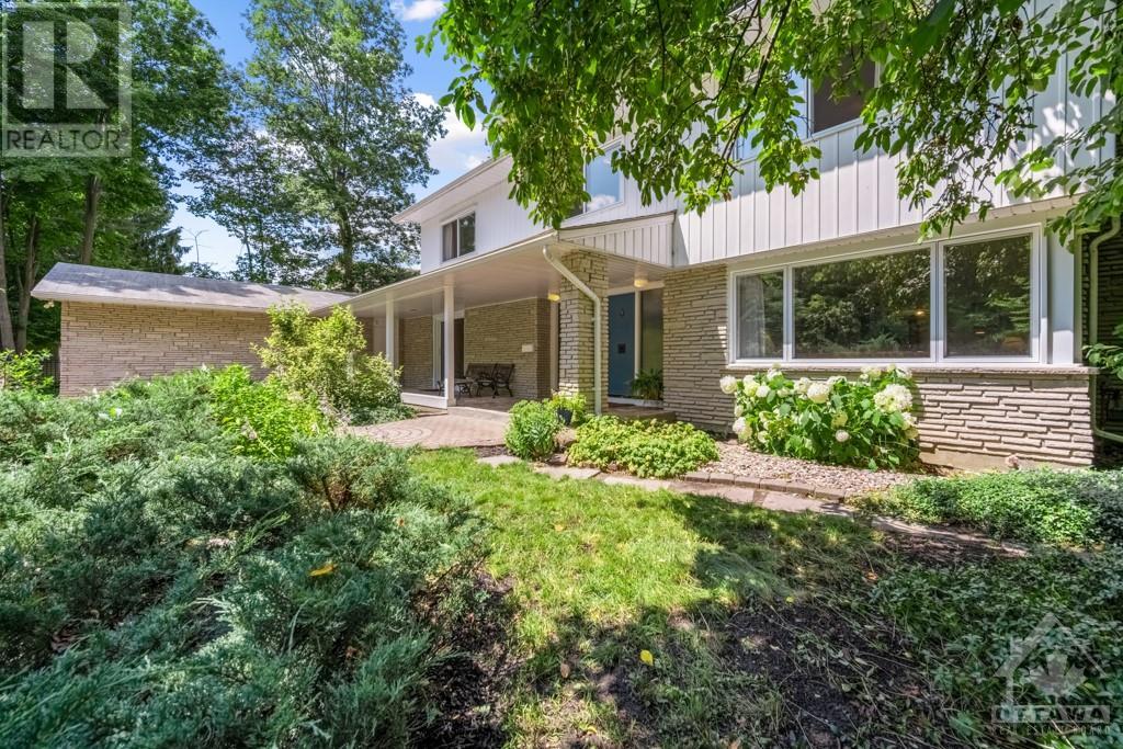 42 Whippoorwill Drive, Ottawa, Ontario  K1J 7H9 - Photo 2 - 1349303