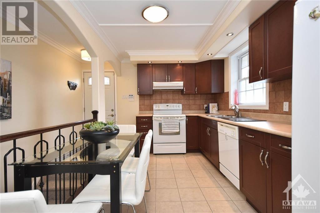 357 Spartan Avenue, Ottawa, Ontario  K1K 1J6 - Photo 7 - 1355783