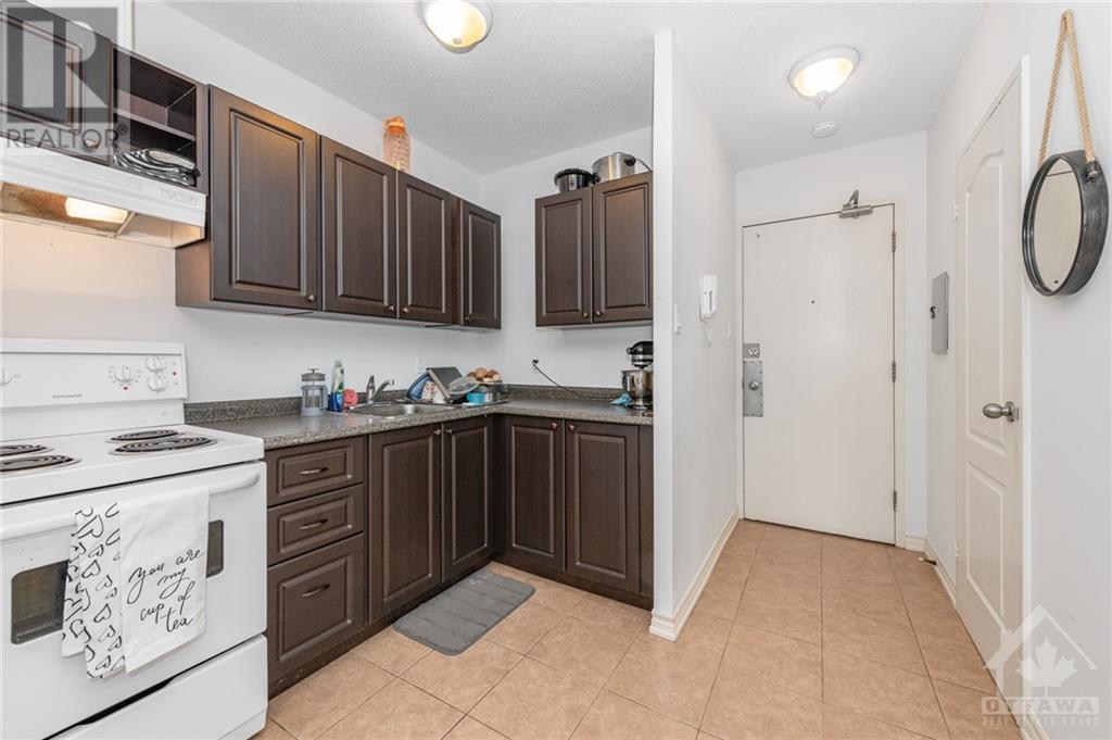 84 Rosemount Avenue, Ottawa, Ontario  K1Y 1P6 - Photo 5 - 1356041