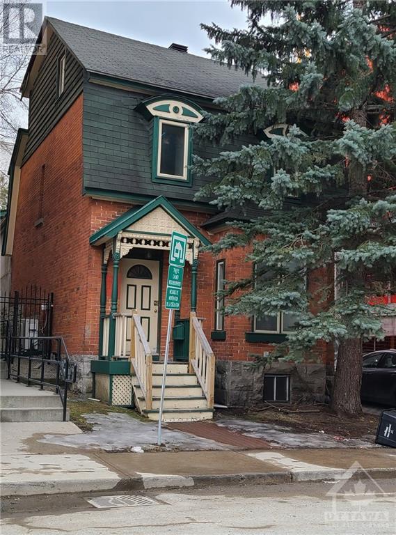 256 Besserer Street, Ottawa, Ontario  K1N 6B3 - Photo 2 - 1356147