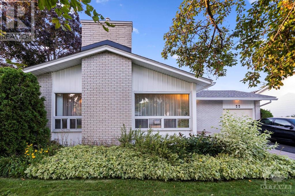 22 Parkmount Crescent, Ottawa, Ontario  K2H 5T4 - Photo 2 - 1354409