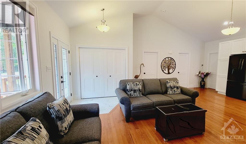 653 Bayview Drive, Ottawa, Ontario  K0A 3M0 - Photo 3 - 1356239
