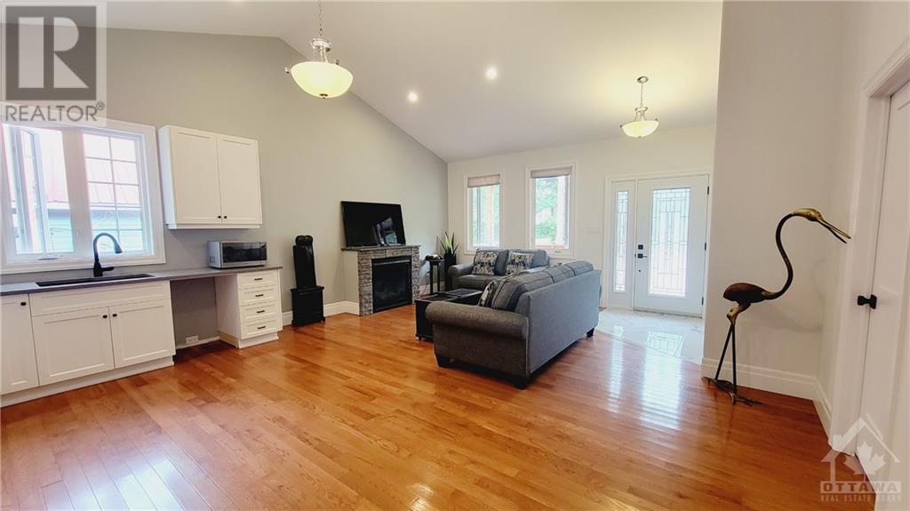 653 Bayview Drive, Ottawa, Ontario  K0A 3M0 - Photo 5 - 1356239