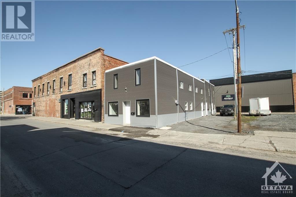 9 FIRST STREET E, cornwall, Ontario
