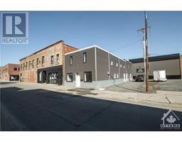 9 FIRST STREET E, cornwall, Ontario