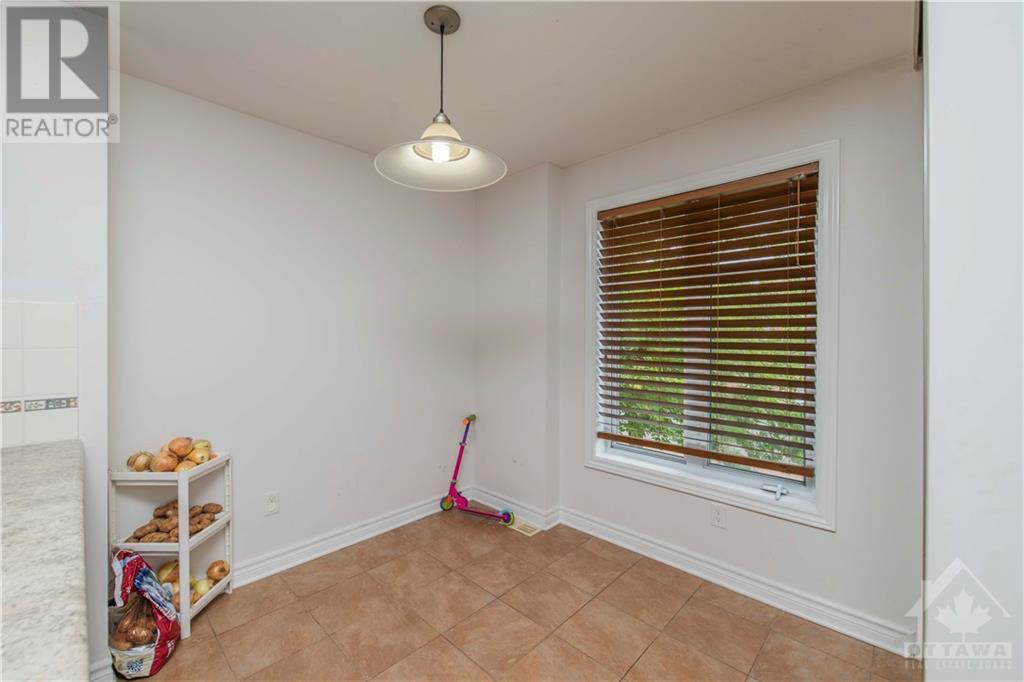 722 Chapman Mills Drive Unit#a, Ottawa, Ontario  K2J 3V2 - Photo 5 - 1355770